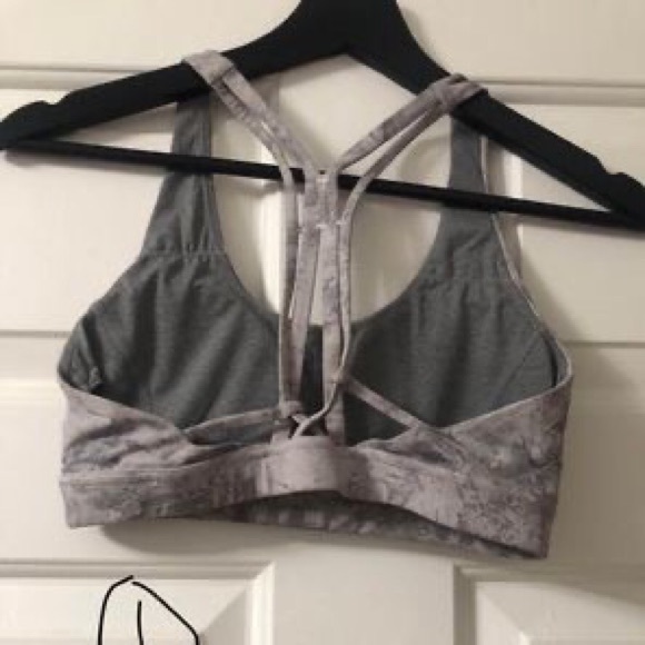 Sports bra - Picture 2 of 2